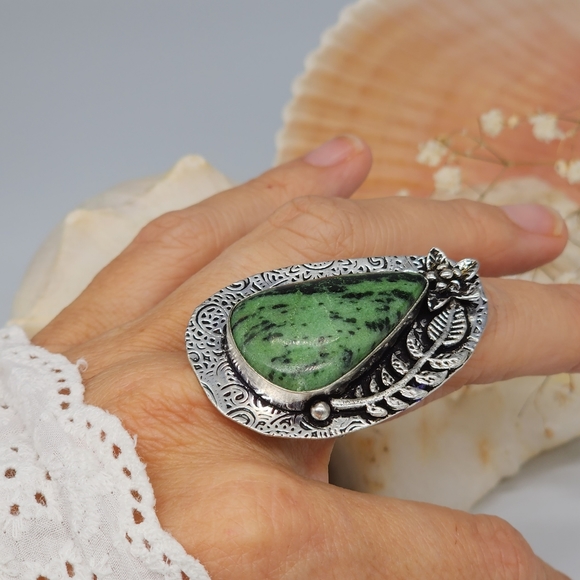 Genuine Green Ruby Zoisite /Anyolite/ Stone Silver 925 Ring - Picture 7 of 11